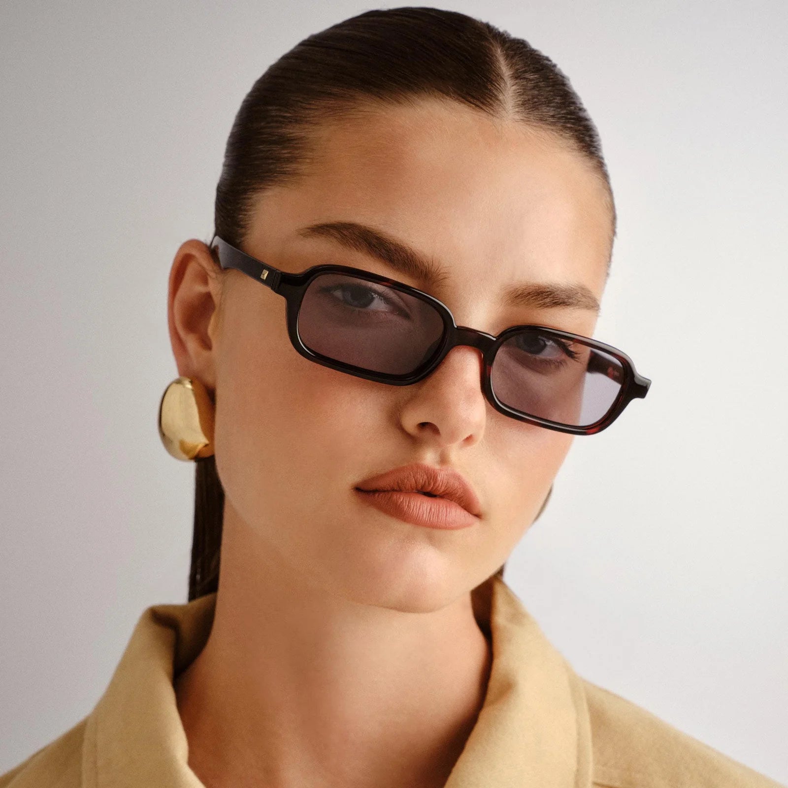 Le Specs Pilferer - Cherry Tort Le Specs Pilferer - Cherry Tort