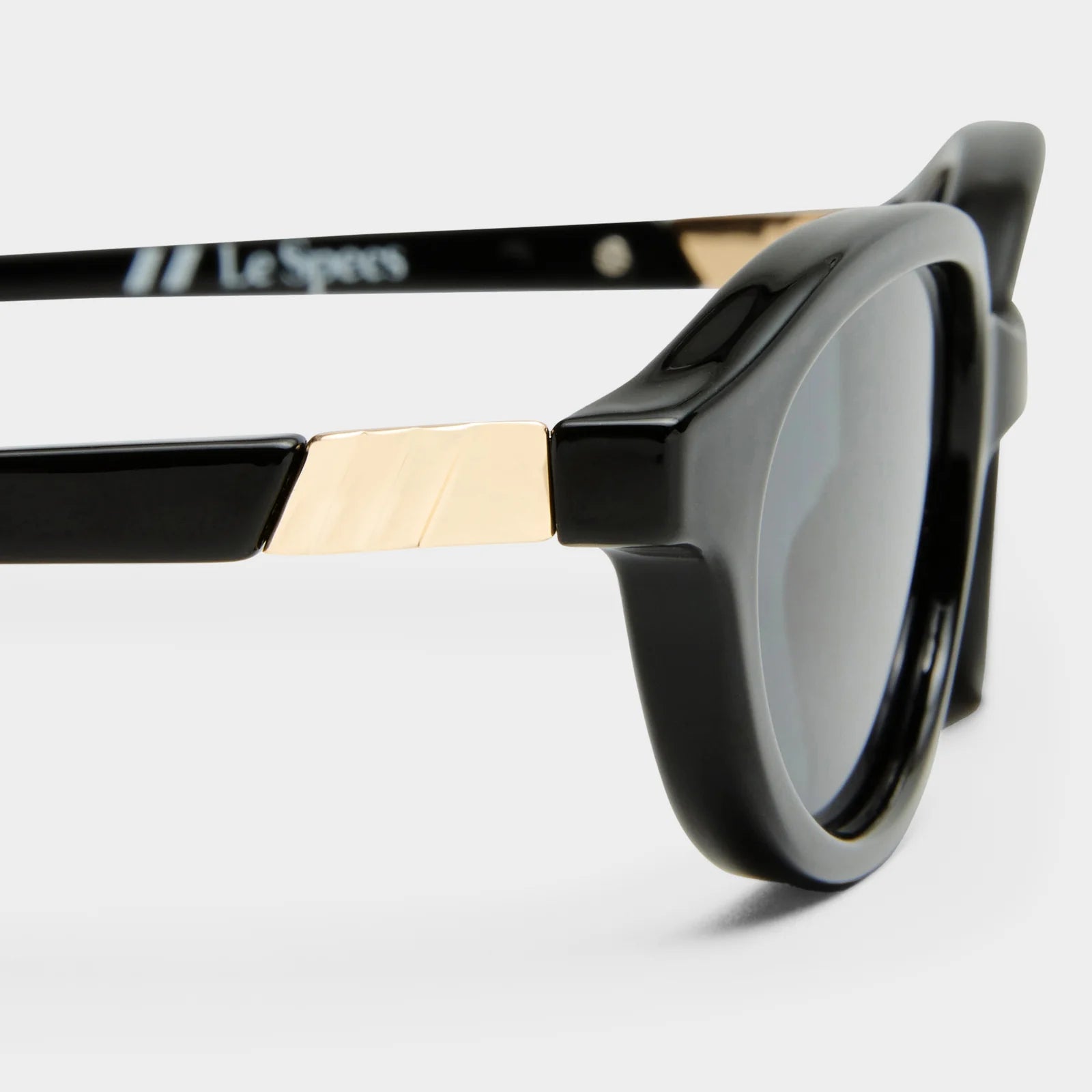 Le Specs Duskfall - Black Le Specs Duskfall - Black
