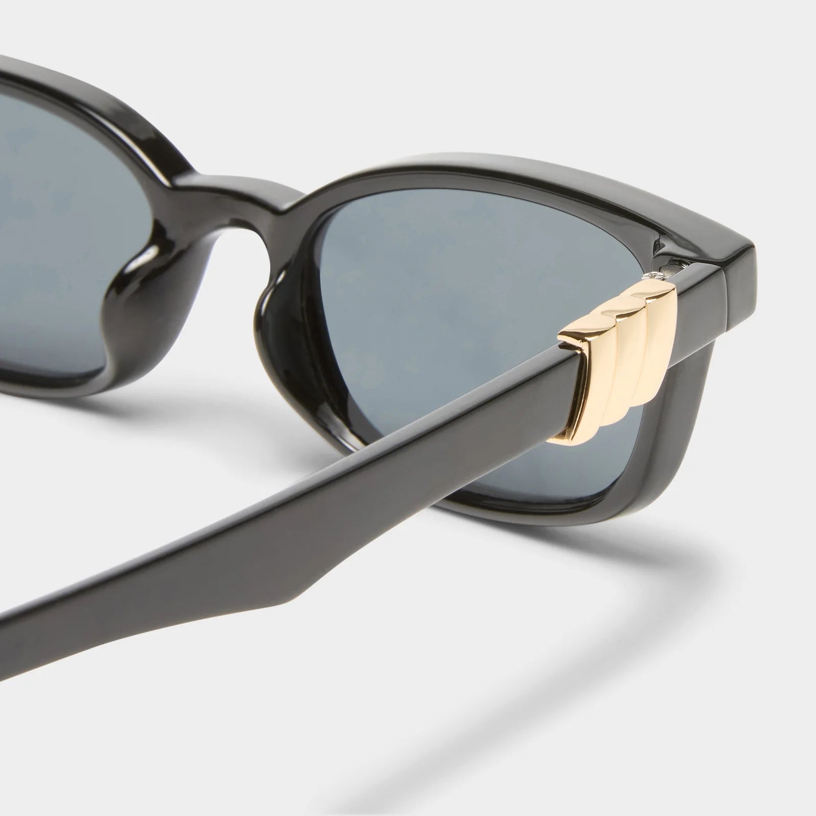 Le Specs Confidential - Black LSP2552153 Le Specs Confidential - Black LSP2552153