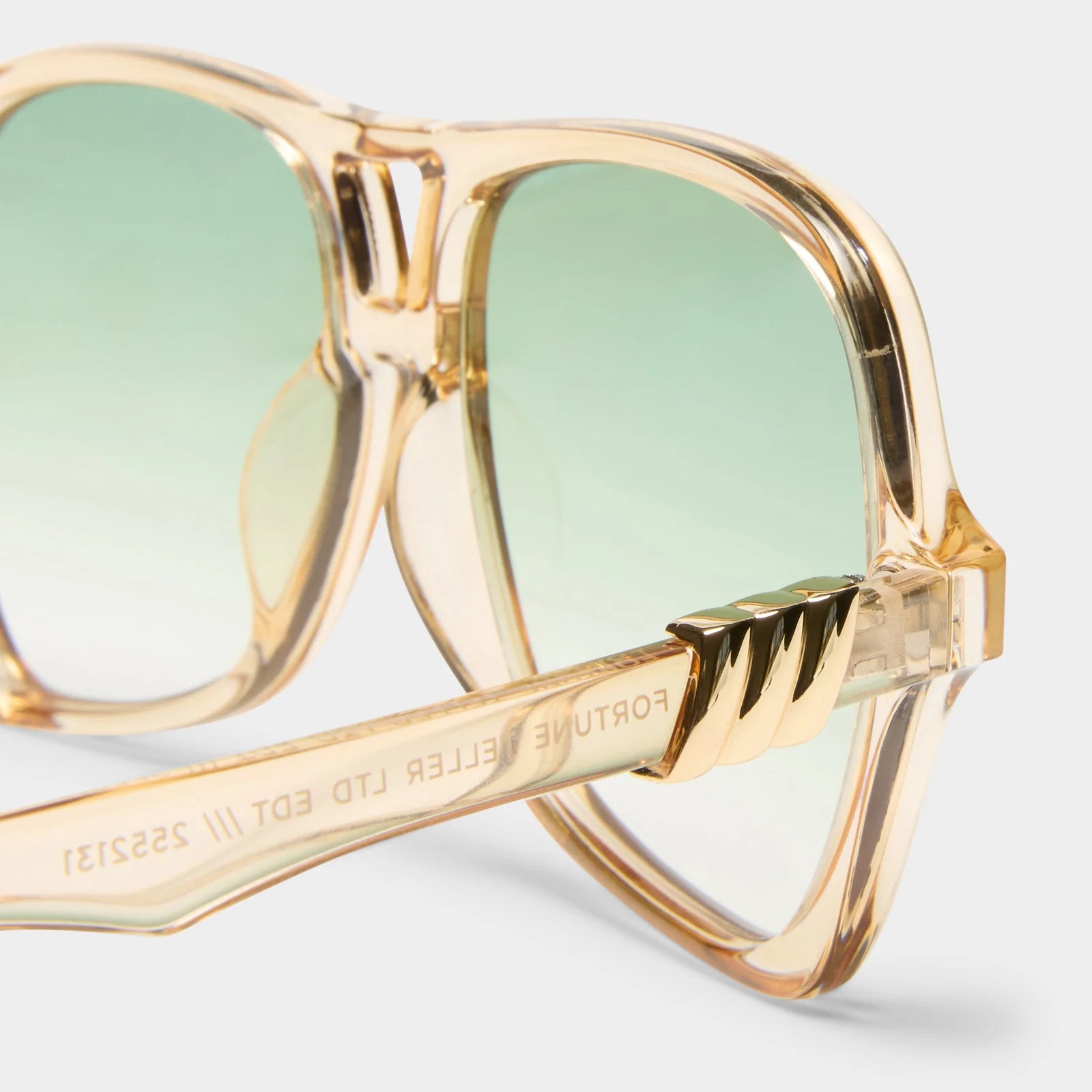 Le Specs Fortune Teller Ltd Edt - Sand Le Specs Fortune Teller Ltd Edt - Sand